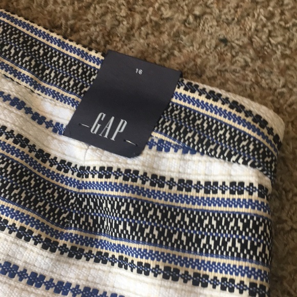 High rise shorts - Picture 3 of 3